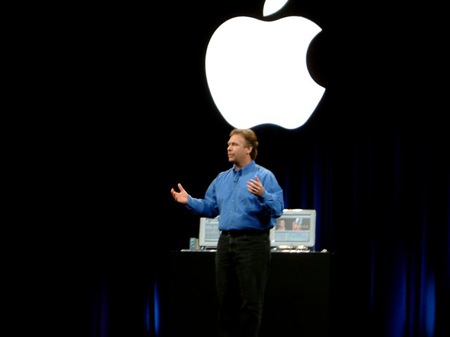 Phil Schiller přednesl keynote na Macworld Expo